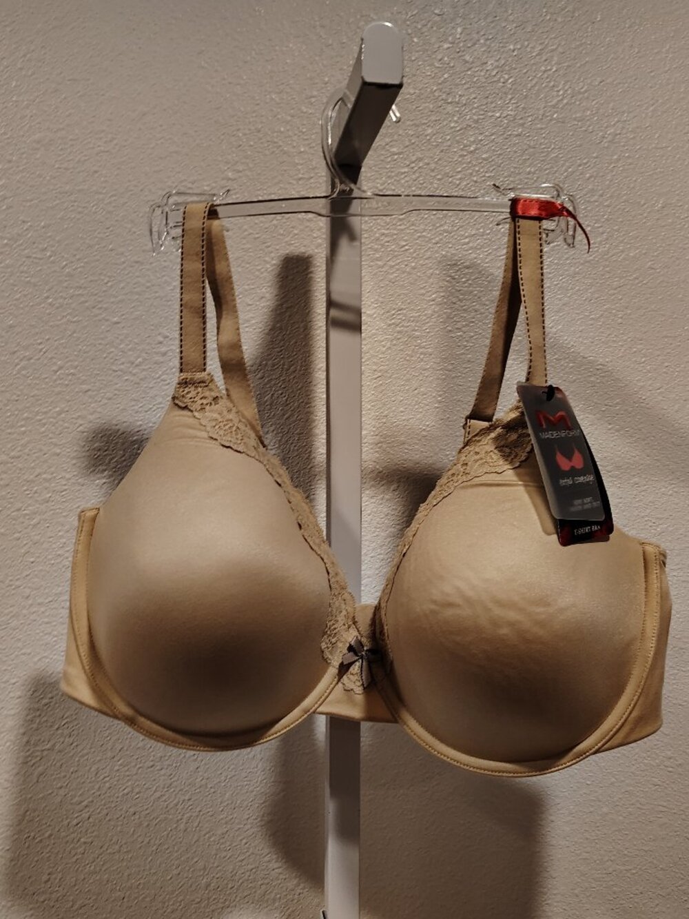 Maidenform Bra Size 40DD Style 9404 T-Shirt Full Coverage Underwire Beige NWT